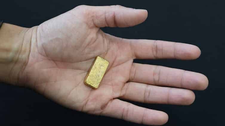 Há ouro preso no seu iPhone – e os químicos encontraram uma nova forma segura de o extrair